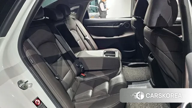 Hyundai Grandeur IG 2018 Белый из Кореи, фото 3