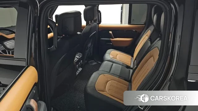 Land Rover Defender (L663) 2022 Черный из Кореи, фото 3