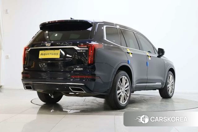 Cadillac XT6 2023 Синий из Китая, фото 3