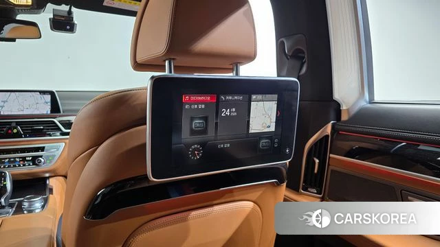 BMW 7 Series (G11) 2019 Черный из Кореи, фото 3