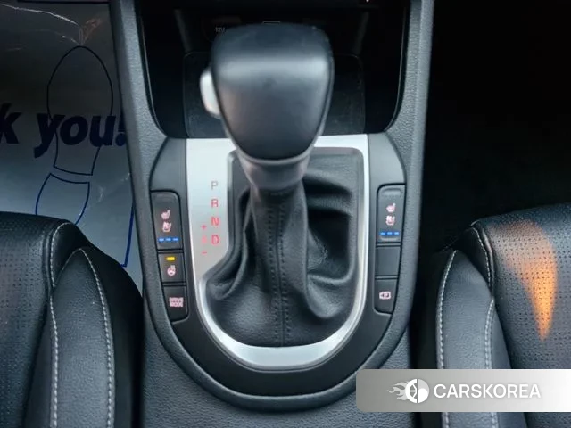 Kia The New K3 2nd generation 2021 Белый из Кореи, фото 3