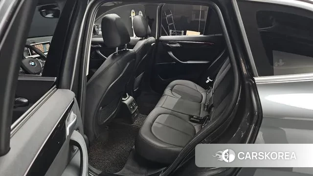 BMW X1 (F48) 2022 Серый из Кореи, фото 3