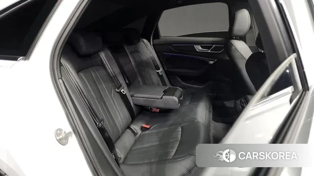 Audi A6 (C8) 2023 Белый из Кореи, фото 3