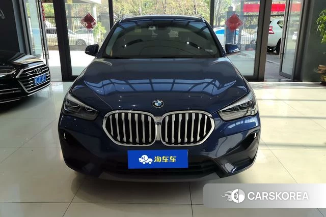 BMW X1 2021 Синий из Китая, фото 3