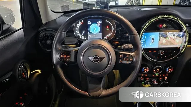 Mini Cooper 2024 Серебряный из Кореи, фото 3