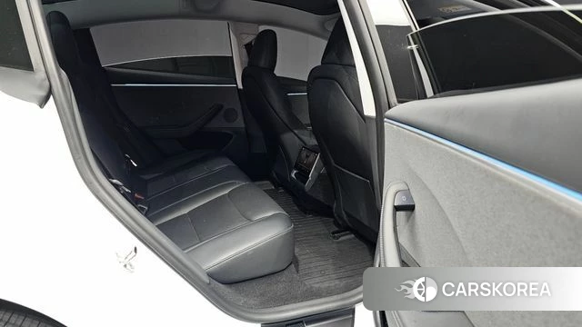 Tesla Model 3 2024 Белый из Кореи, фото 3