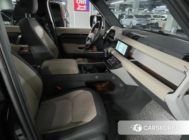 Land Rover Defender (L663) 2022 Черный из Кореи, фото 3