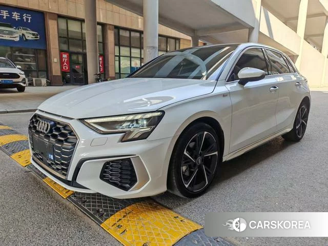 Audi A3 2023 Белый из Китая, фото 3