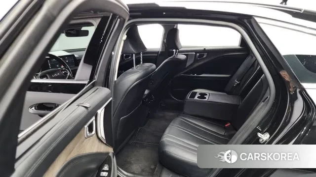 Kia K8 2023 Черный из Кореи, фото 3