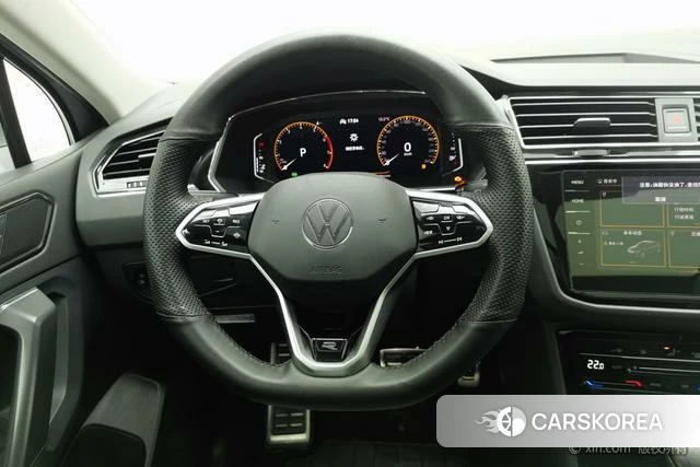 Volkswagen Tiguan X 2021 Темно-серый из Китая, фото 3