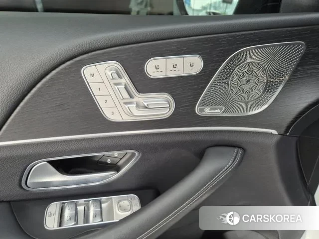 Mercedes-Benz GLE-Class W167 2023 Белый из Кореи, фото 3