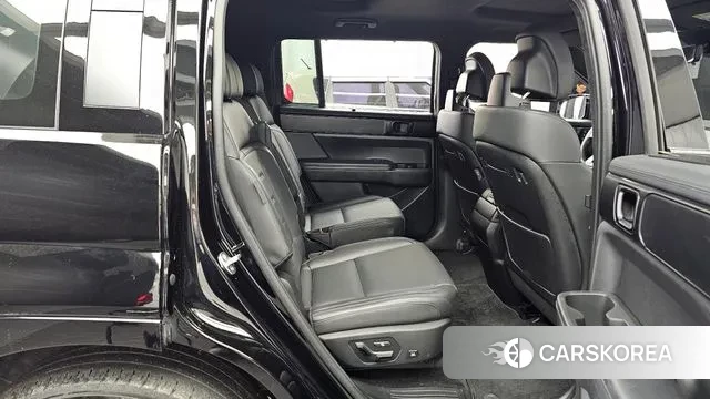 Hyundai Santa Fe (MX5) 2023 Черный из Кореи, фото 3