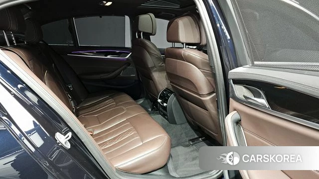 BMW 5 Series (G30) 2023 Черный из Кореи, фото 3