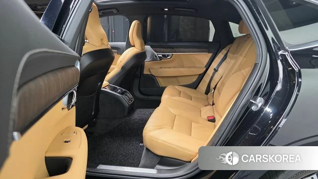 Volvo S90 2022 Черный из Кореи, фото 3