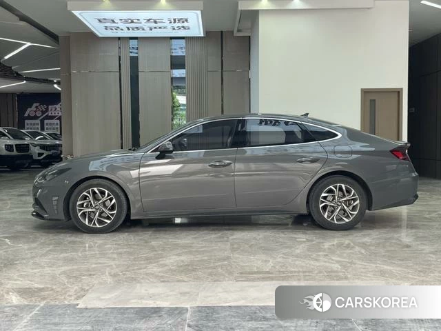 Hyundai Sonata 2021 Темно-серый из Китая, фото 3