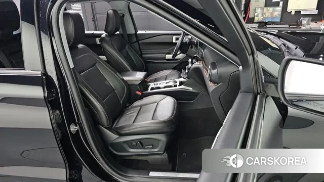 Ford Explorer 6th Generation 2021 Черный из Кореи, фото 3