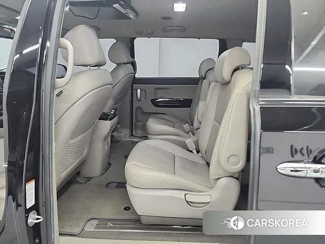 Kia The New Carnival 2018 Черный из Кореи, фото 3