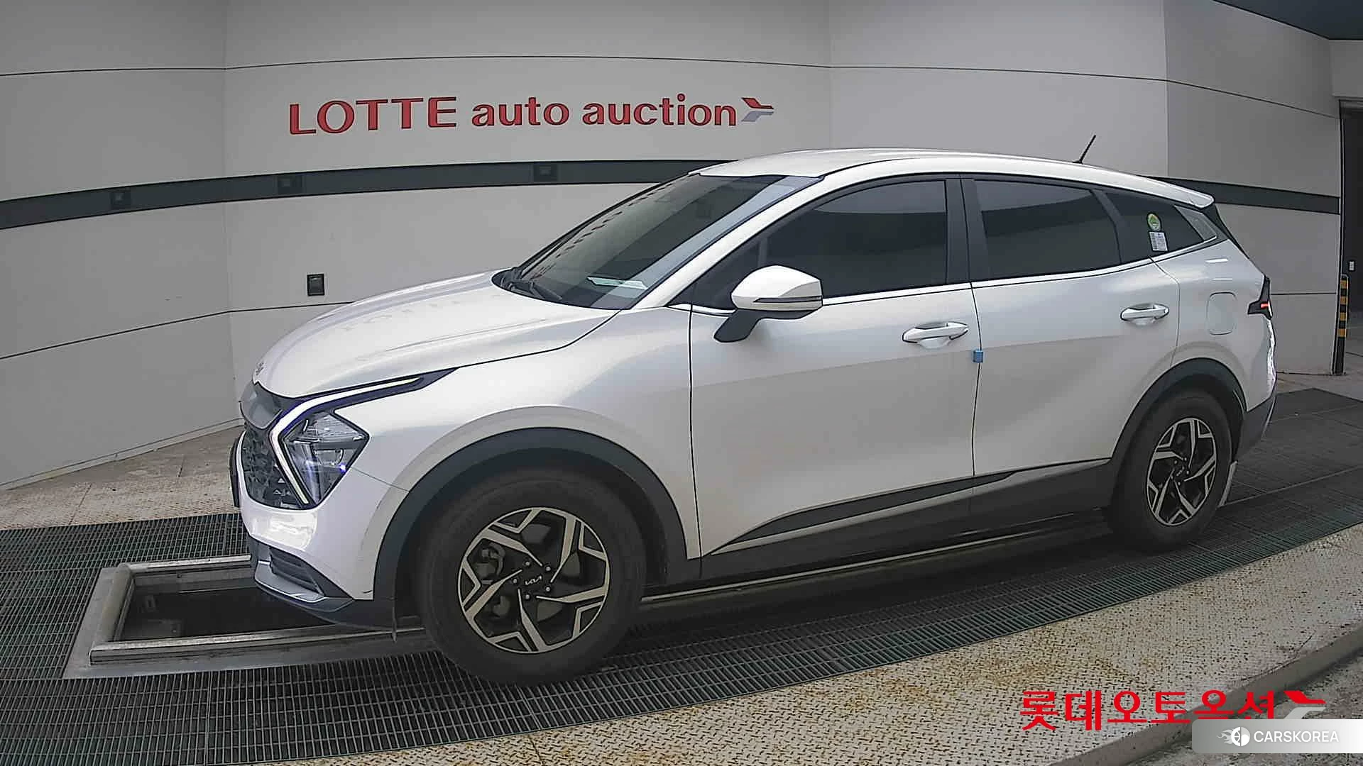 Kia Sportage 2022 Snow White Pearl (optional) из Кореи, фото 3
