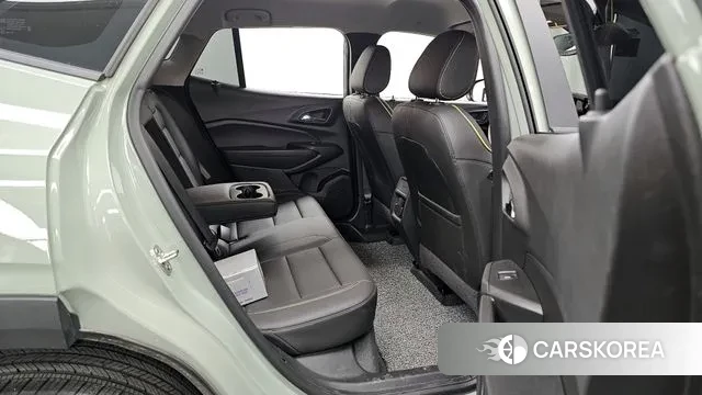 Chevrolet (GM Daewoo) Trax Crossover 2025 Светло-зеленый из Кореи, фото 3