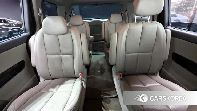 Kia The New Carnival 2018 Серый из Кореи, фото 3