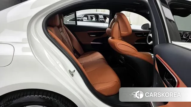 Mercedes-Benz C-Class W206 2025 Белый из Кореи, фото 3