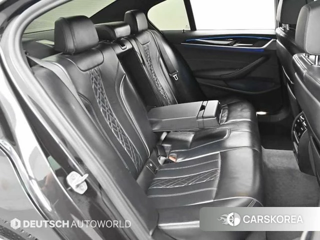 BMW 5 Series (G30) 2021 Черный из Кореи, фото 3