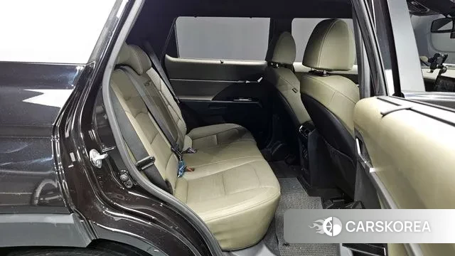 Ssangyong Torres 2023 Черный из Кореи, фото 3