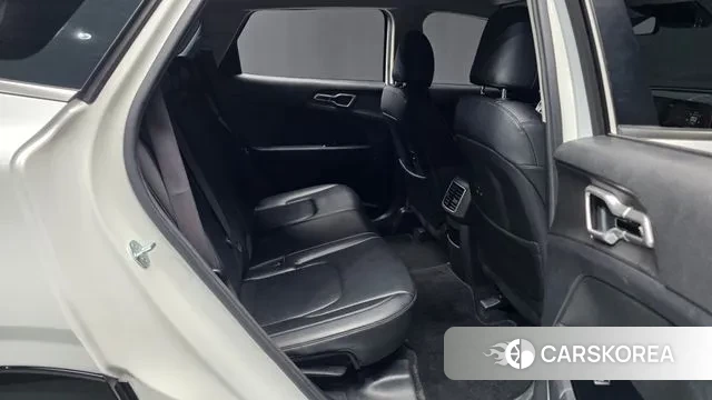 Kia Sportage 5th Generation 2023 Белый из Кореи, фото 3