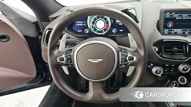 Aston Martin Vantage 2nd Generation 2023 Черный из Кореи, фото 3