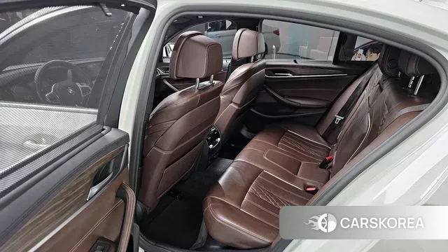 BMW 5 Series (G30) 2020 Белый из Кореи, фото 3