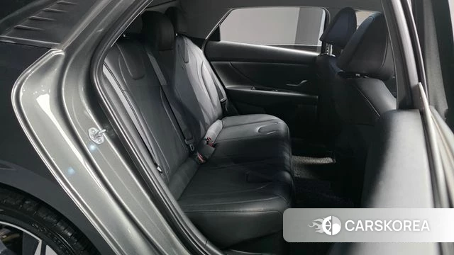 Hyundai Avante Hybrid (CN7) 2021 Серый из Кореи, фото 3