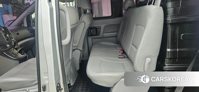 Hyundai The New Grand Starex 2019 Серебристо-серый из Кореи, фото 3