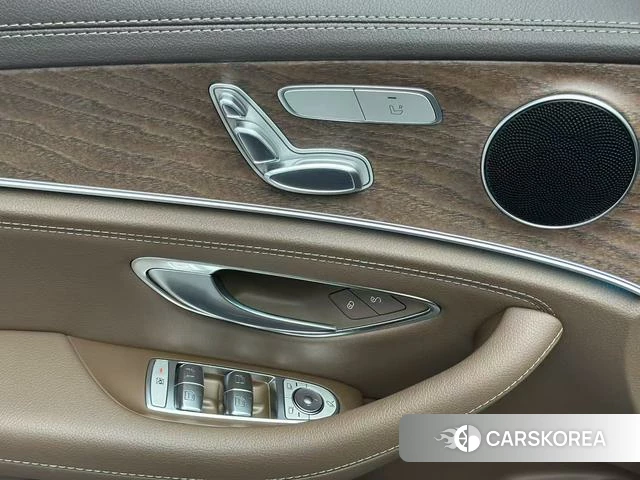 Mercedes-Benz E-class id 4214045 из Китая 3