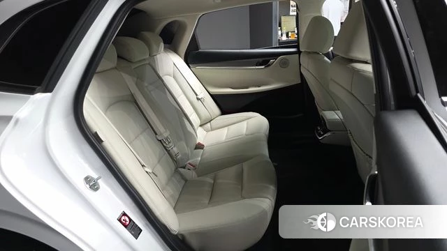 Hyundai The New Grandeur IG Hybrid 2021 Белый из Кореи, фото 3