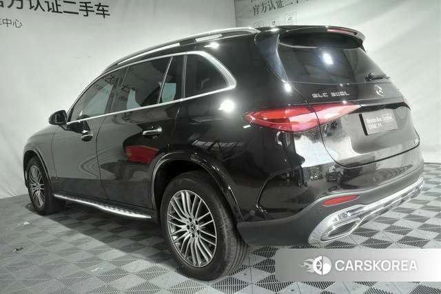 Mercedes-Benz GLC 2023 Черный из Китая, фото 3