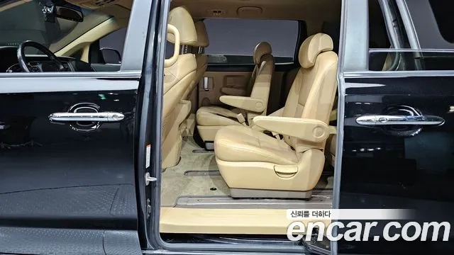 Kia The New Carnival 2020 Черный из Кореи, фото 3