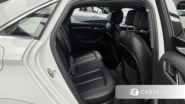 Audi New A3 2018 Белый из Кореи, фото 3
