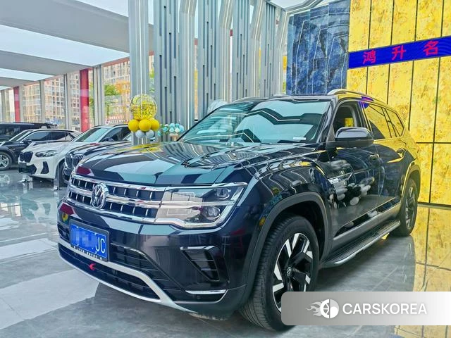 Volkswagen Tourang 2021 Черный из Китая, фото 3