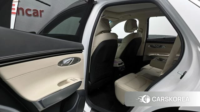 Genesis GV70 2024 Белый из Кореи, фото 3