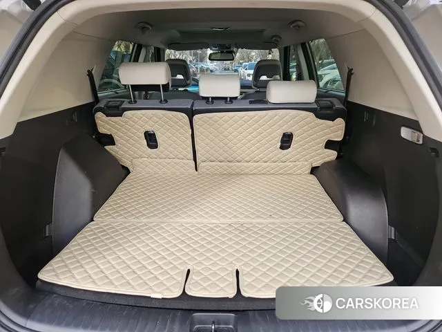 Ssangyong Torres EVX 2024 Жемчужный цвет из Кореи, фото 3