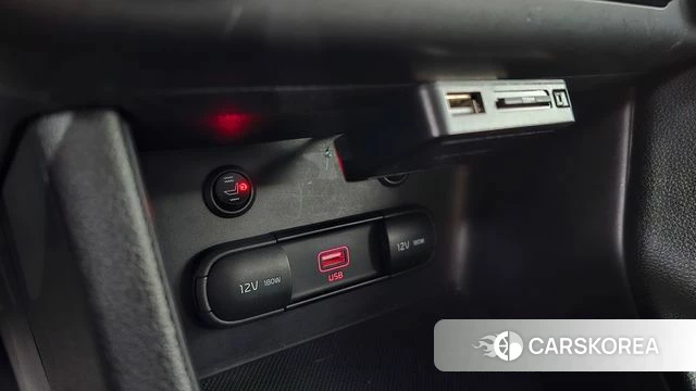Kia Sportage The Bold 2019 Белый из Кореи, фото 3