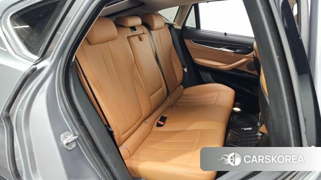 BMW X6 (F16) 2018 Серебристо-серый из Кореи, фото 3