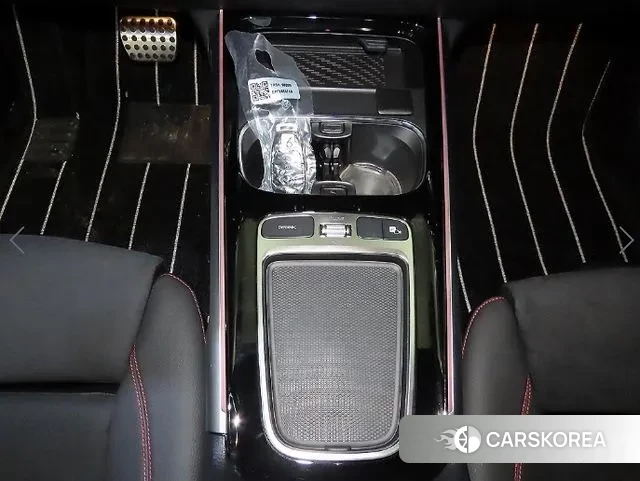 Mercedes-Benz GLB-Class X247 2025 Белый из Кореи, фото 3