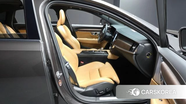 Volvo S90 2021 Коричневый из Кореи, фото 3