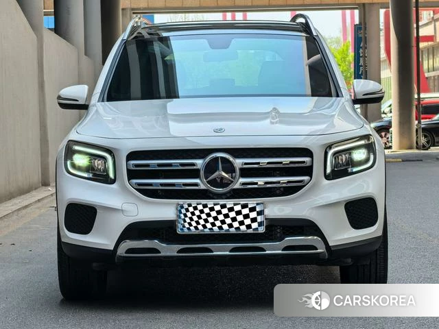 Mercedes-Benz GLB 2023 Белый из Китая, фото 3