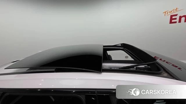 Kia EV6 2023 Белый из Кореи, фото 3