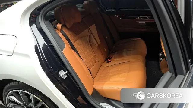 BMW 7 Series (G11) 2021 Белый из Кореи, фото 3