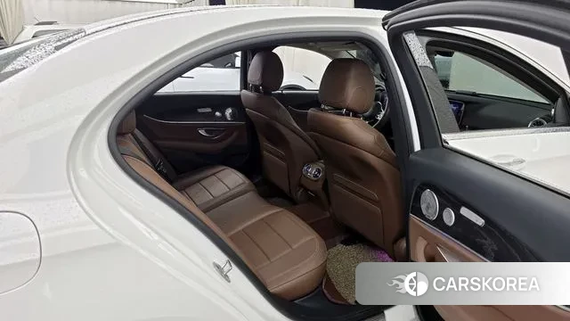 Mercedes-Benz E-Class W213 2019 Белый из Кореи, фото 3