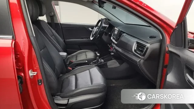 Kia Stonic 2018 Красный из Кореи, фото 3