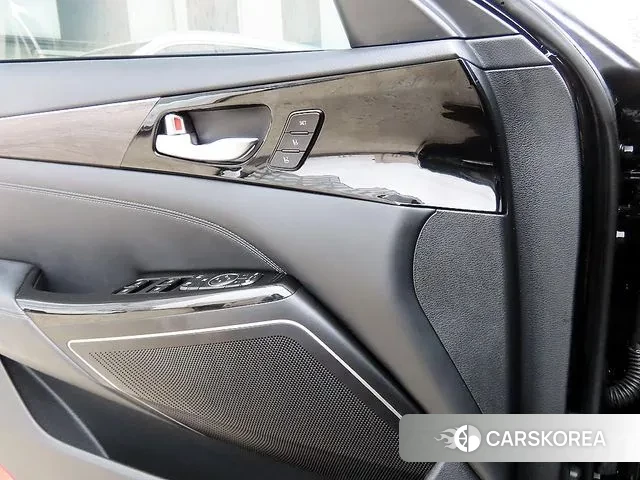 Kia K7 Premier 2019 Черный из Кореи, фото 3